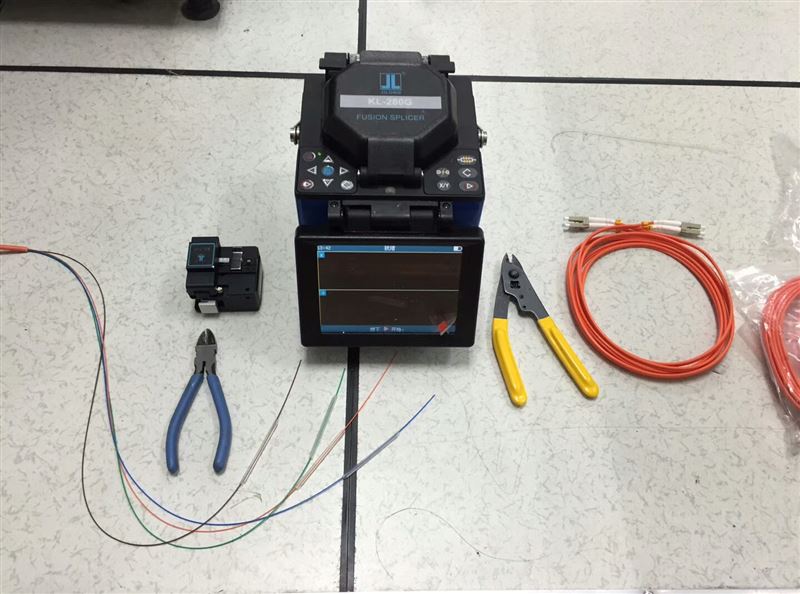 宾馆酒店录像监控系统/IPTV电视系统/网络无线WIFI/内线电话分机安装调试维修/光纤熔接